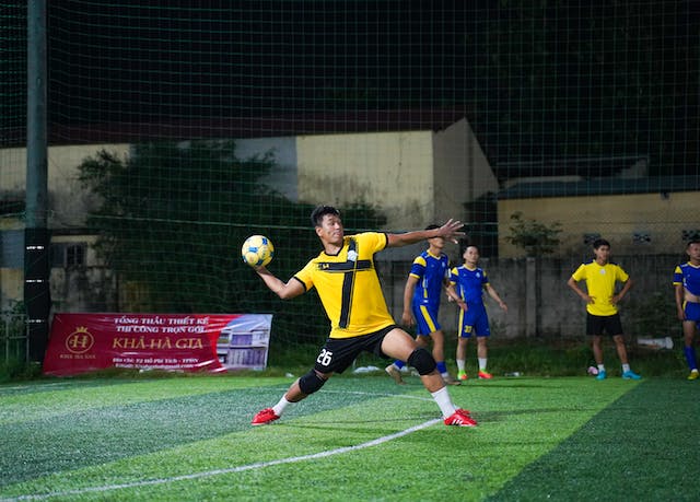 Foul Throw 