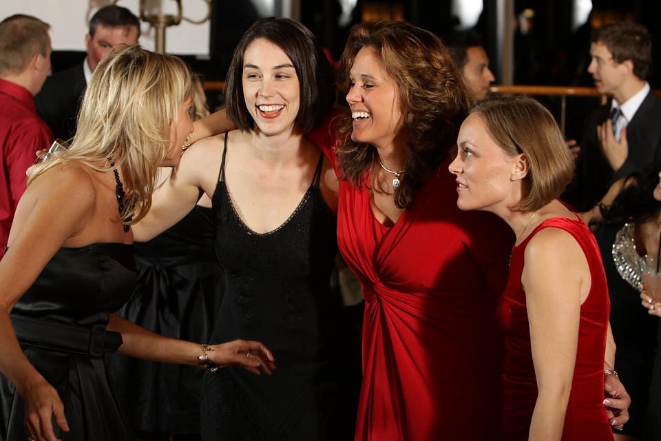 women-happy-smile-friends-cheerful