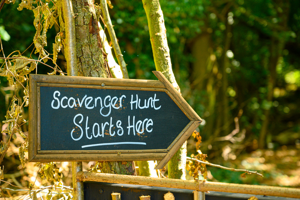 Scavenger hunt game signage