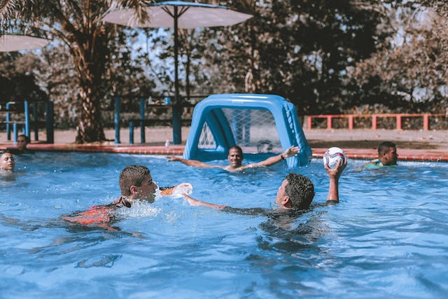5 Swimming Pool Games for Adults