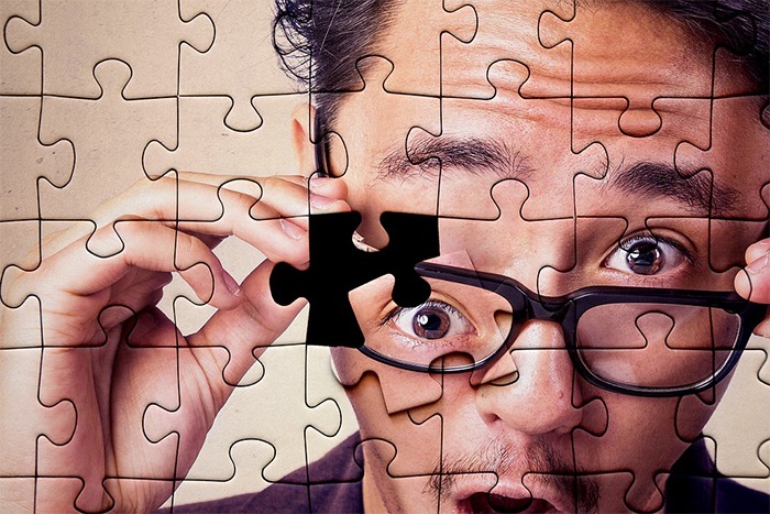 jigsaw puzzle, a man with eyeglasses photo, puzzle