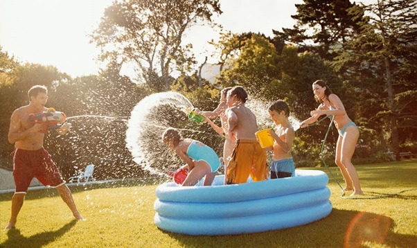 3 Great Benefits of Having Fun in the Garden with Kids Paddling Pools